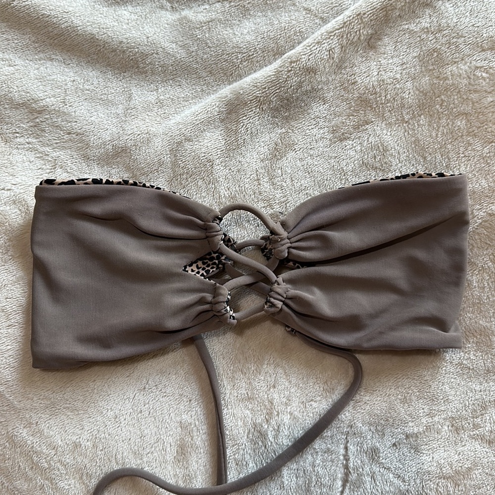 ACACIA swimwear bandeau top